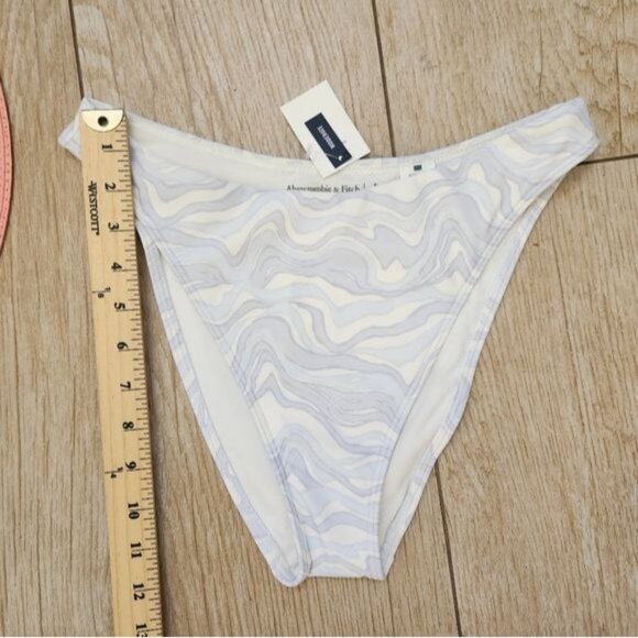 Abercrombie & Fitch Brand New Retro Swirl Bikini Bottoms size small - Picture 6 of 9